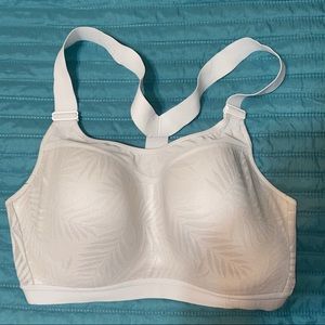 Victoria sport bra 34ddd